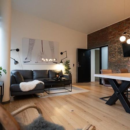 Broncks Apartment 5 - Modern 2-Bedroom In The Heart Of Tórshavn Екстериор снимка