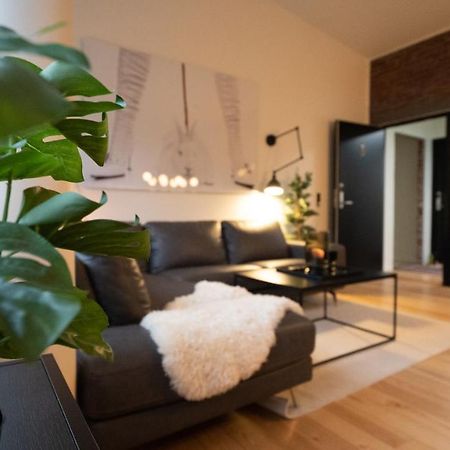 Broncks Apartment 5 - Modern 2-Bedroom In The Heart Of Tórshavn Екстериор снимка