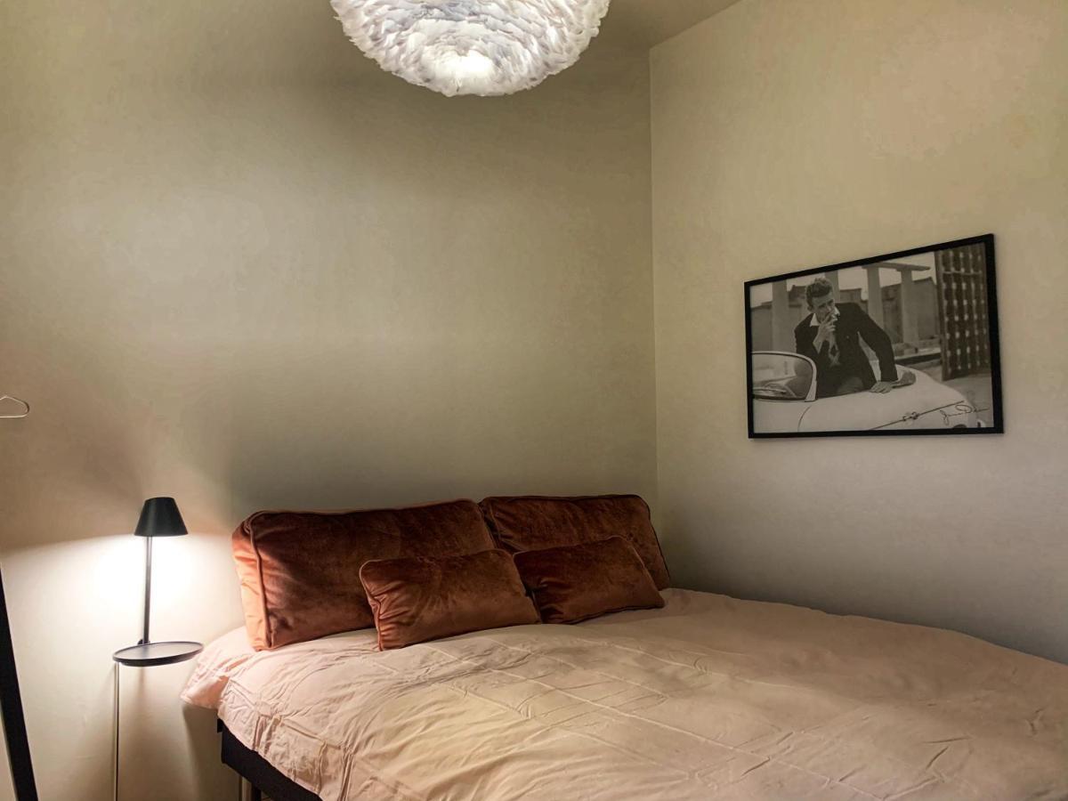 Broncks Apartment 5 - Modern 2-Bedroom In The Heart Of Tórshavn Екстериор снимка